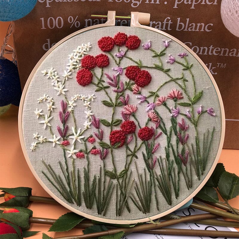 Borduurset met bloemen voor creatieve hobby's