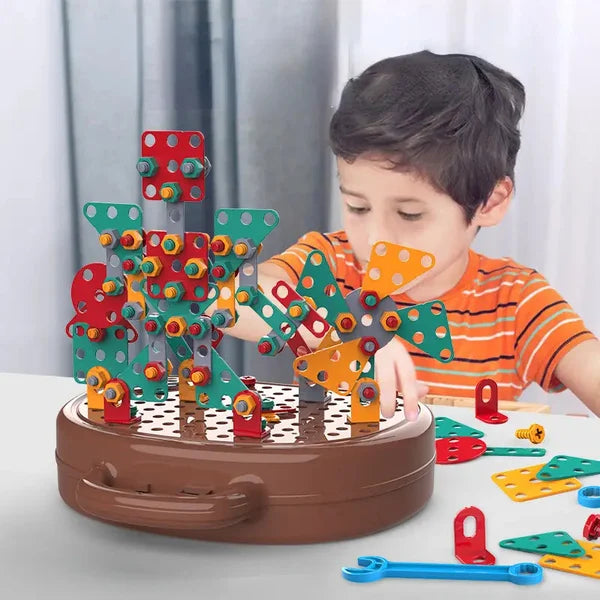 משחק בנייה חינוכי עם מקדחה כלולה